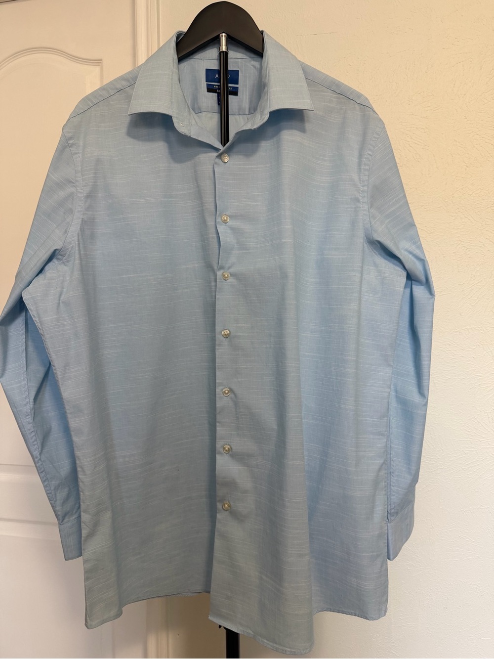 Apt. 9 Pale Blue Men's Dress Shirt - Spread Collar